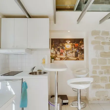 Lovely Studio With Messazine - Batignolles * Paříž